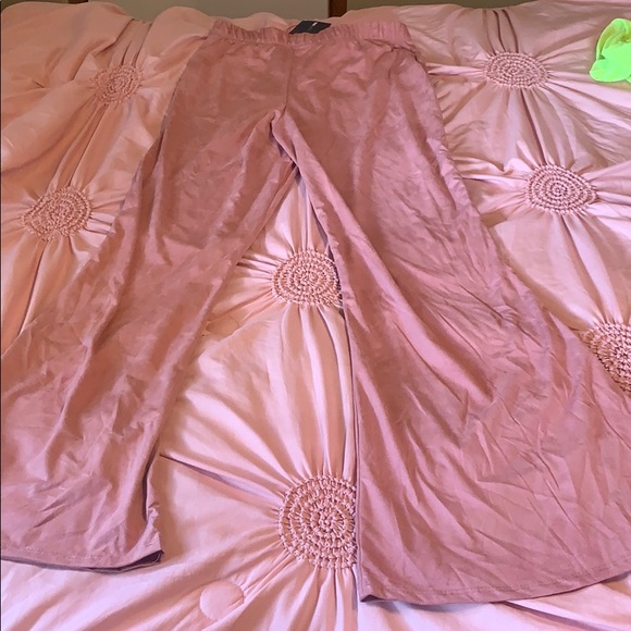 Pants - Picture 5 of 6